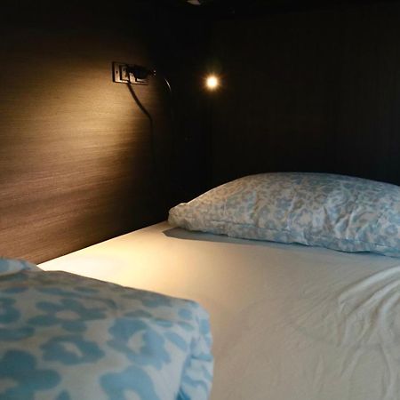 Хостел Ritz For Backpackers Мельбурн Екстер'єр фото